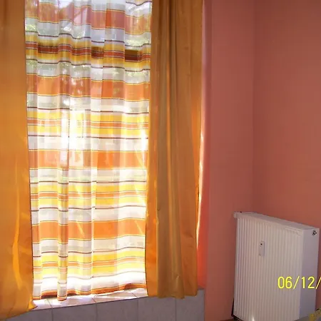Ferienwohnung Neben Zentrum